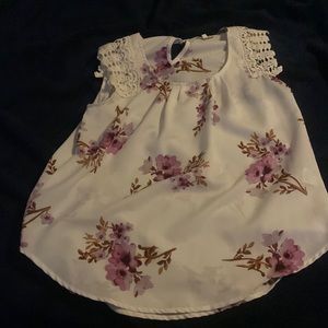 Floral blouse. White with pinkish flowers. Size small